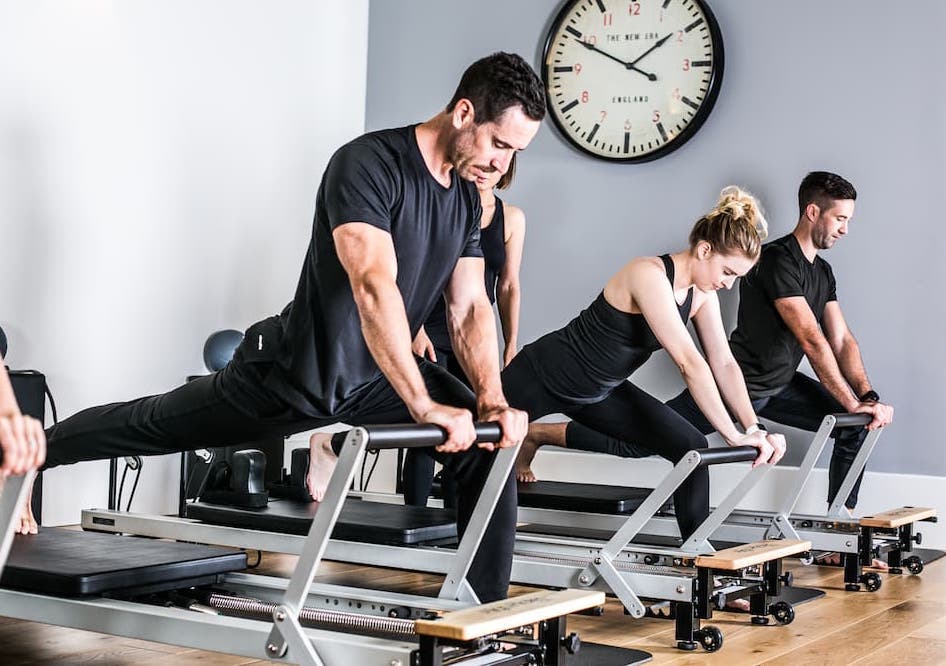 Read more about the article Reformer Pilates Benefits