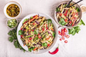 Read more about the article Asian chicken & veggie salad