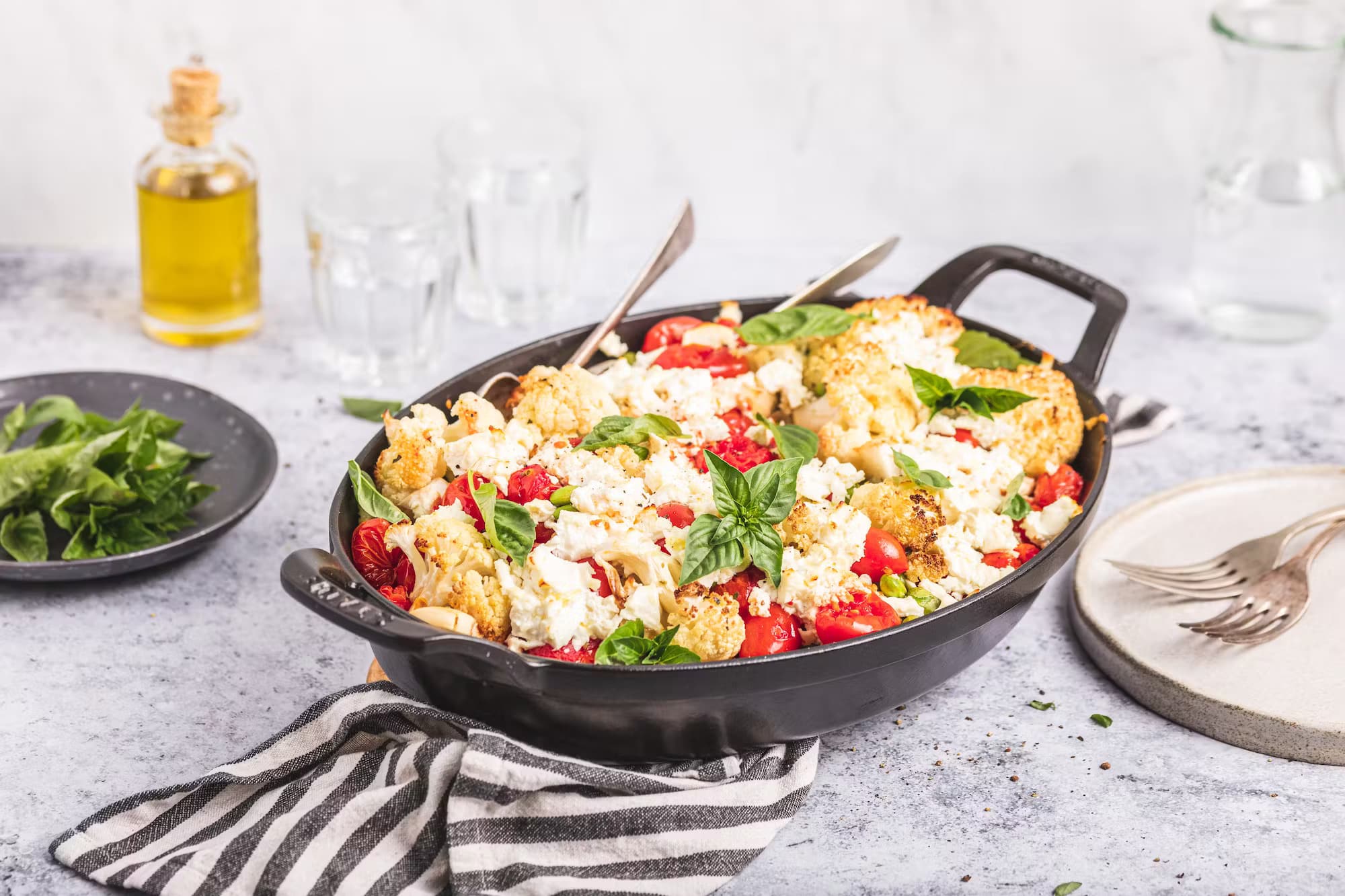 You are currently viewing One-pan feta and cauliflower bake
